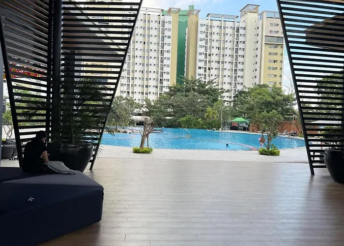Cozy Minimalist At Grand Residences